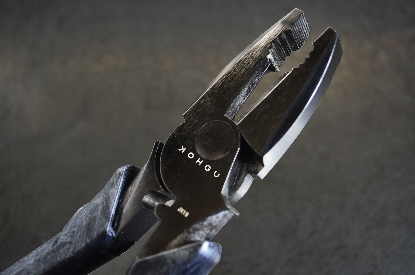 FORGED CARBON PATTERN 偏芯パワーペンチ 225mm
